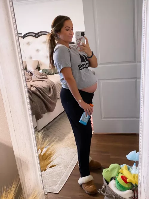 Normal clothes no longer fit now that I’m pregnant