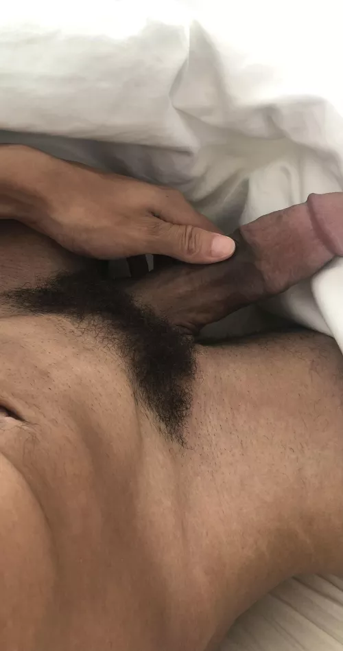 Pumping this thick mf so hard rn 🖤