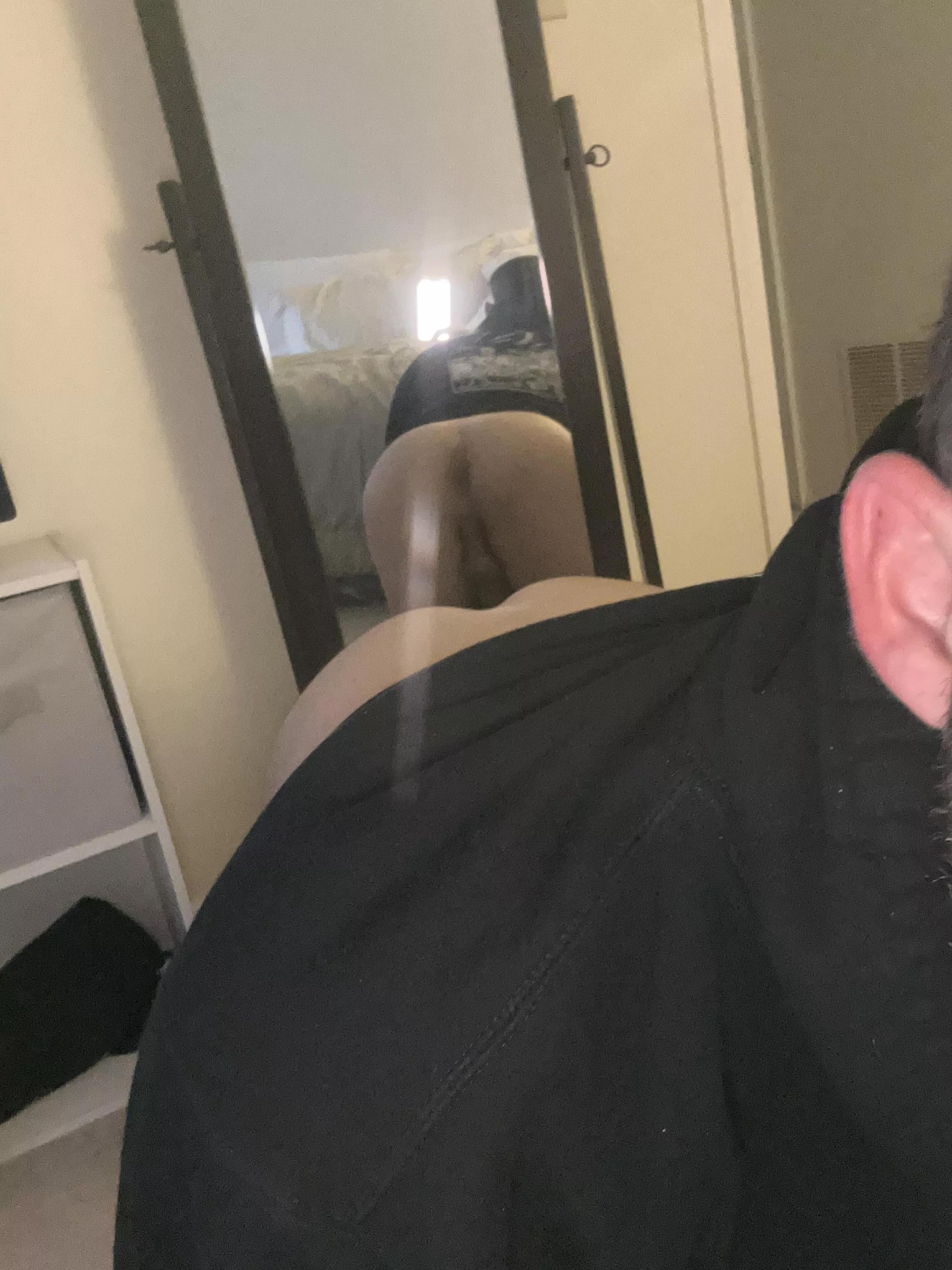 Str8 guy with a nice ass! PMs open