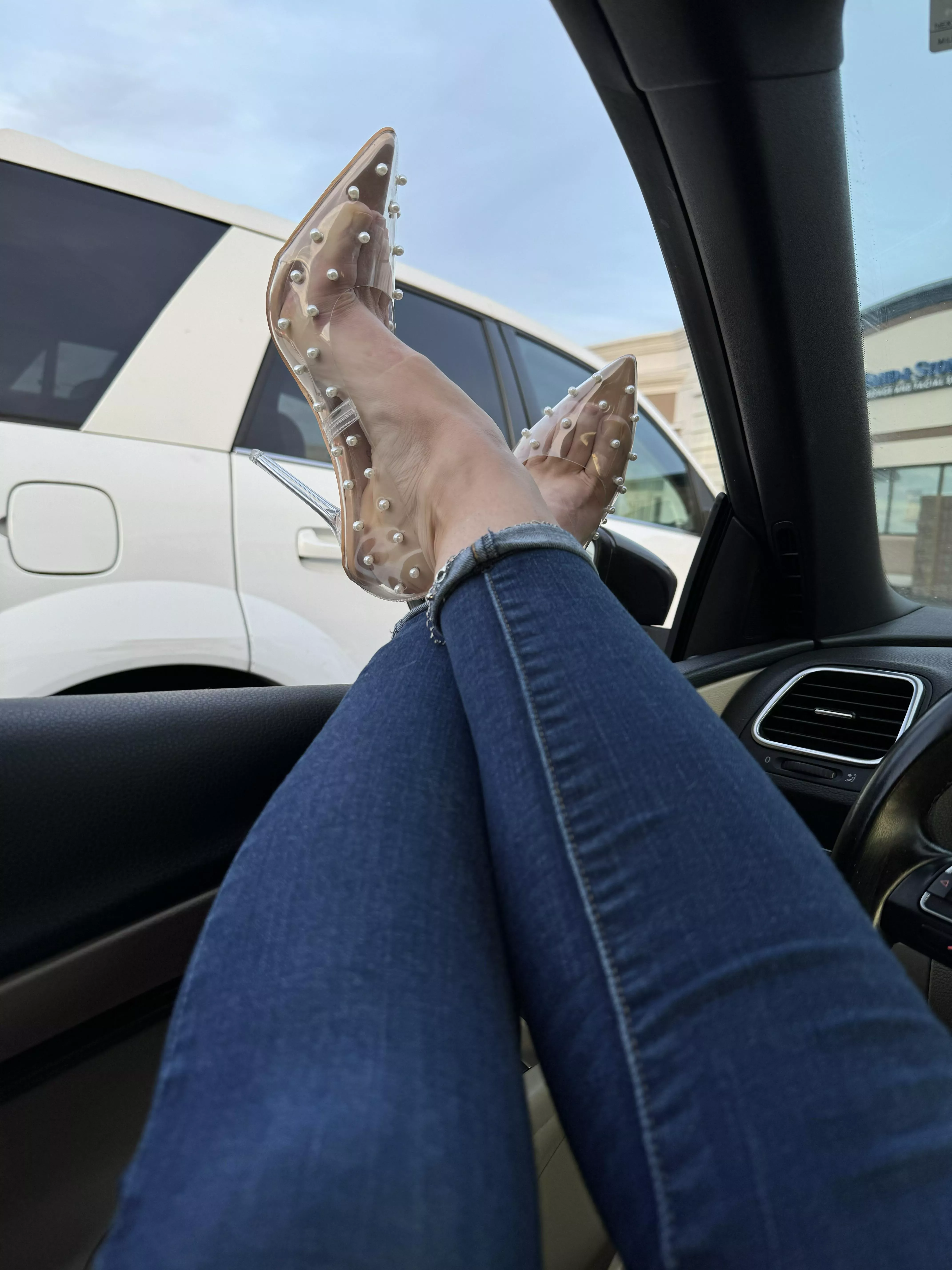 Sunday vibes call for teasing