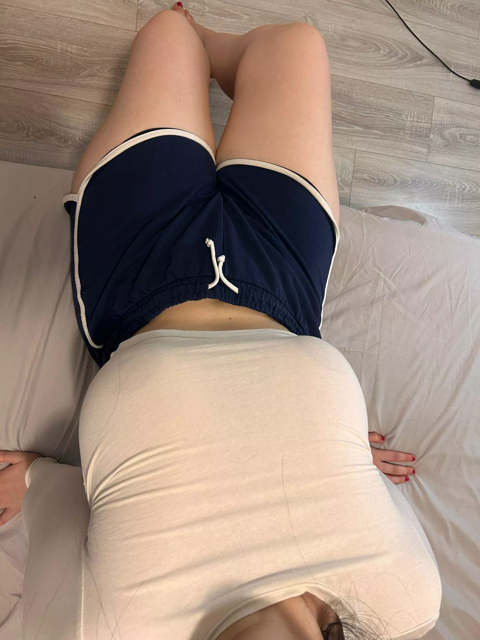 Wanna check if I do have a bra?