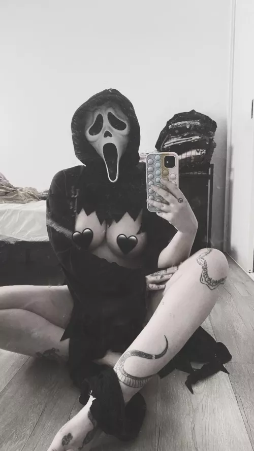 What’s your favourite scary movie?