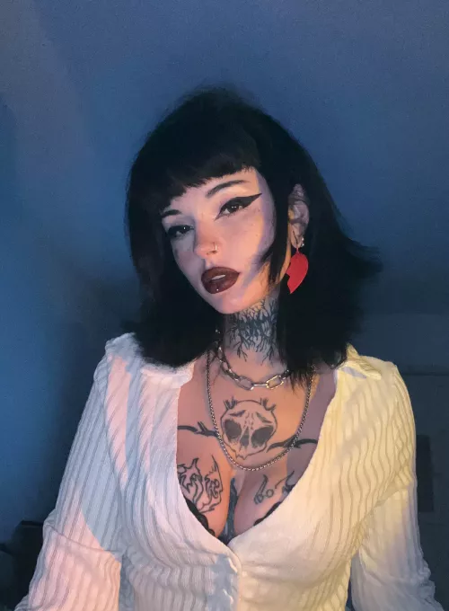 19 and ready to settle down...maybe