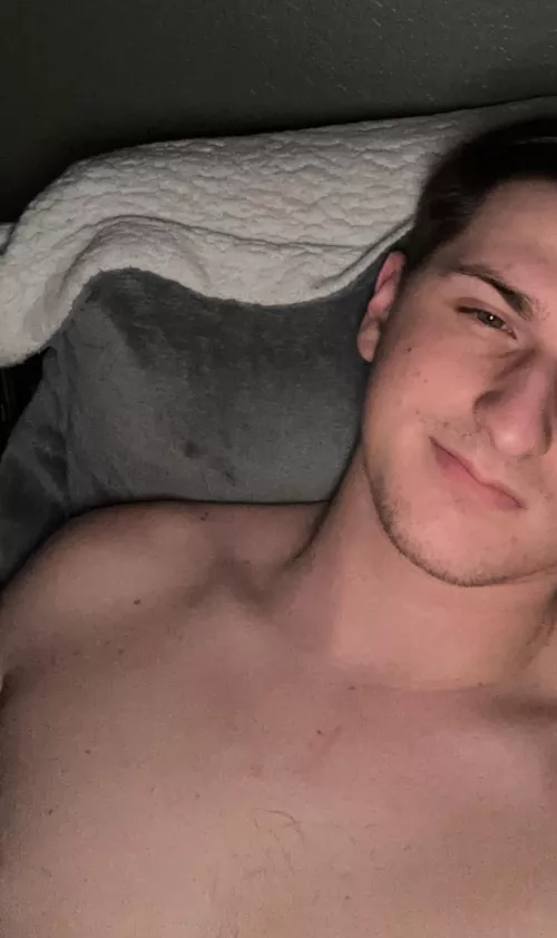 22 Hung for Hung or Fit | 18-25 | Anyone able to outsize my 8” cock? | Snap: MassivePersona