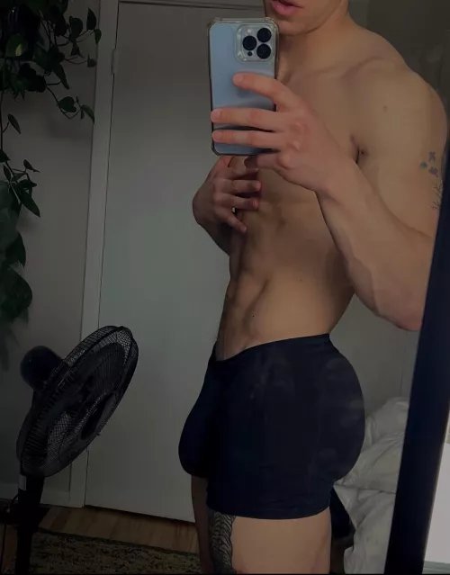 22, only responding to pics