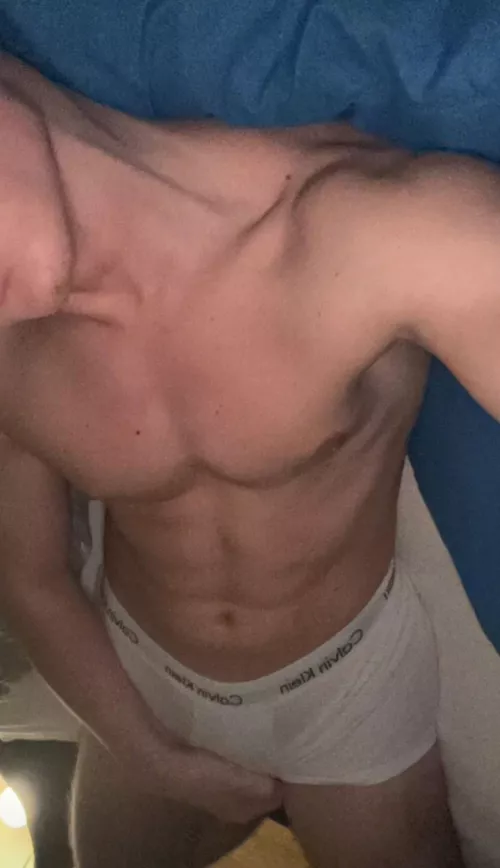 24 Fit guys add my instagram: batica_gym99