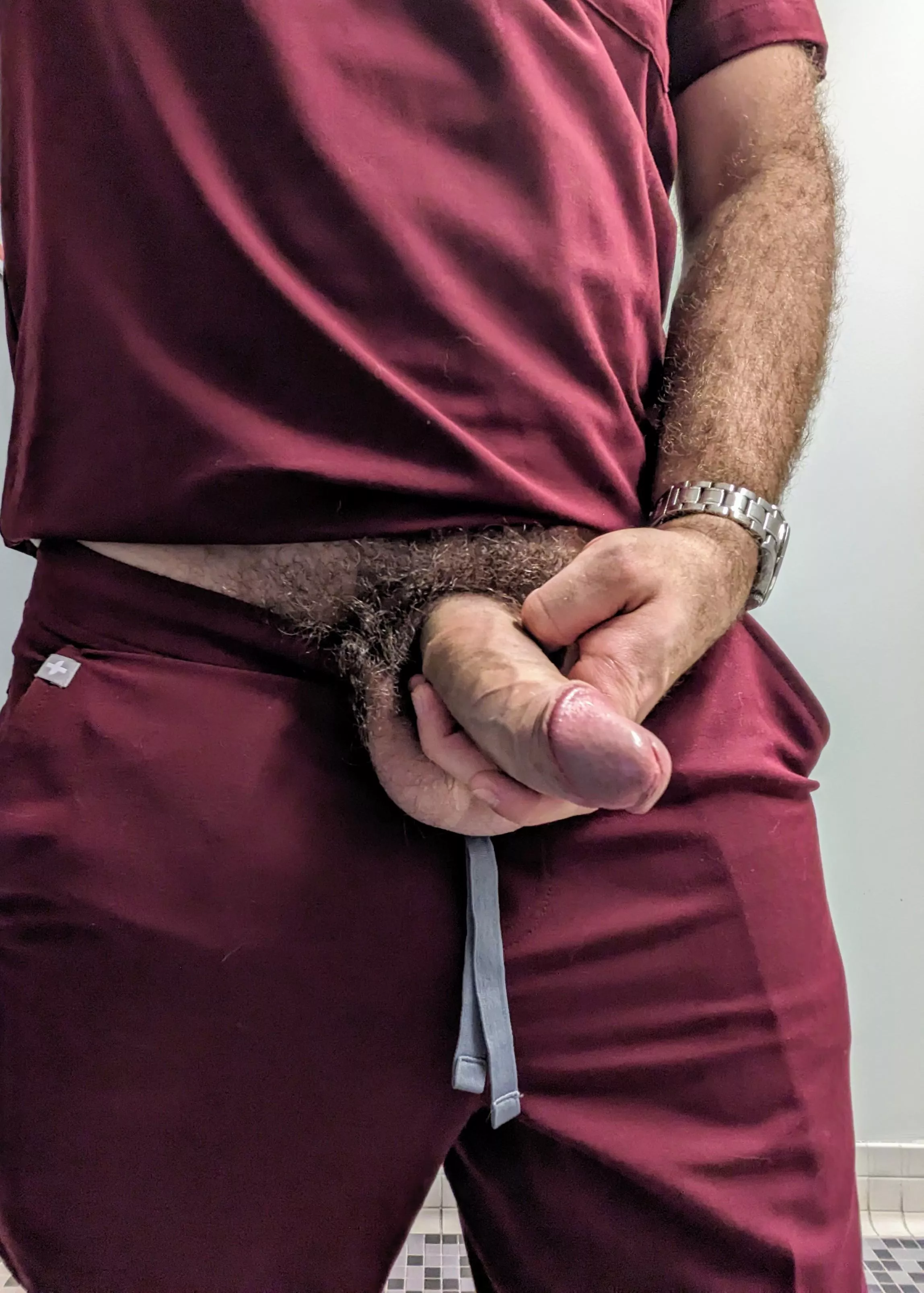 [33] Are work uniforms hot?