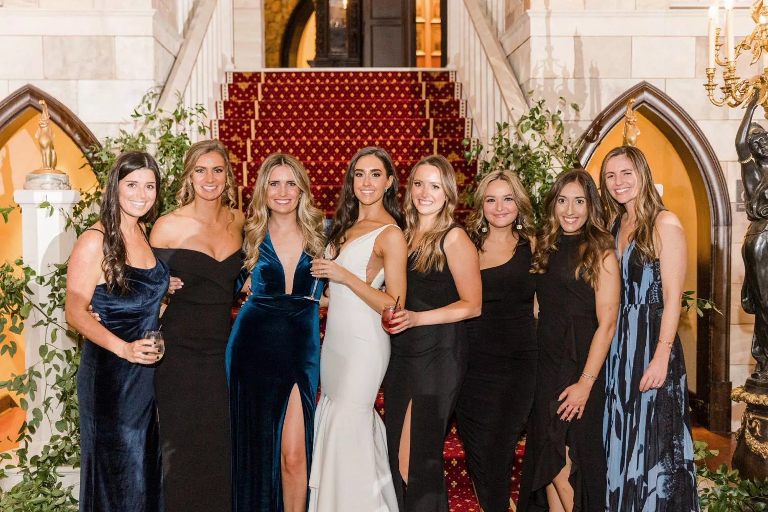 A bride and her seven friends💯🔥