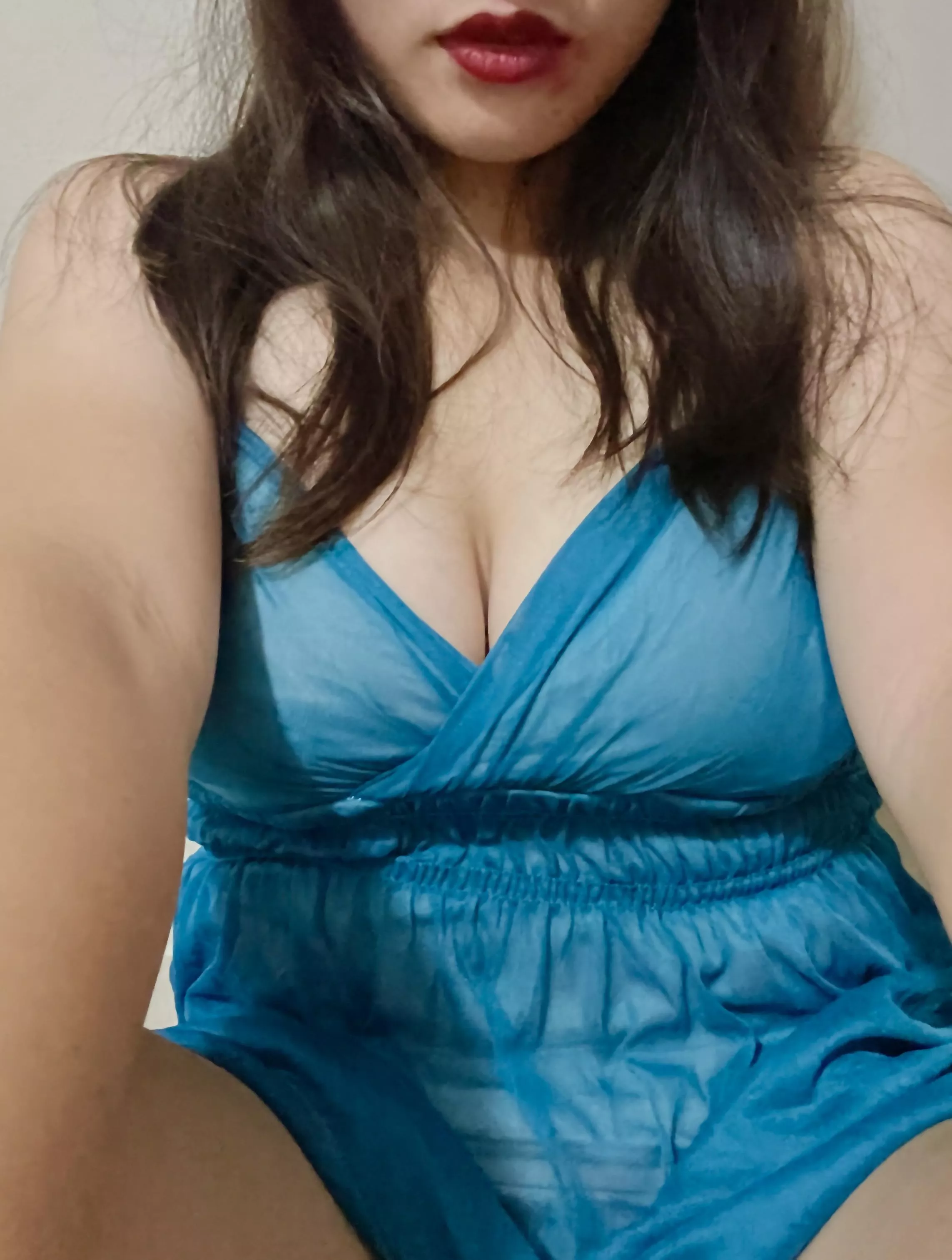 a little lower and something might be peeking 🫣💦