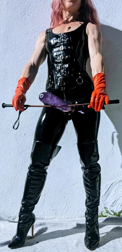 Any good boys wanna be pegged by a dominant redhead?