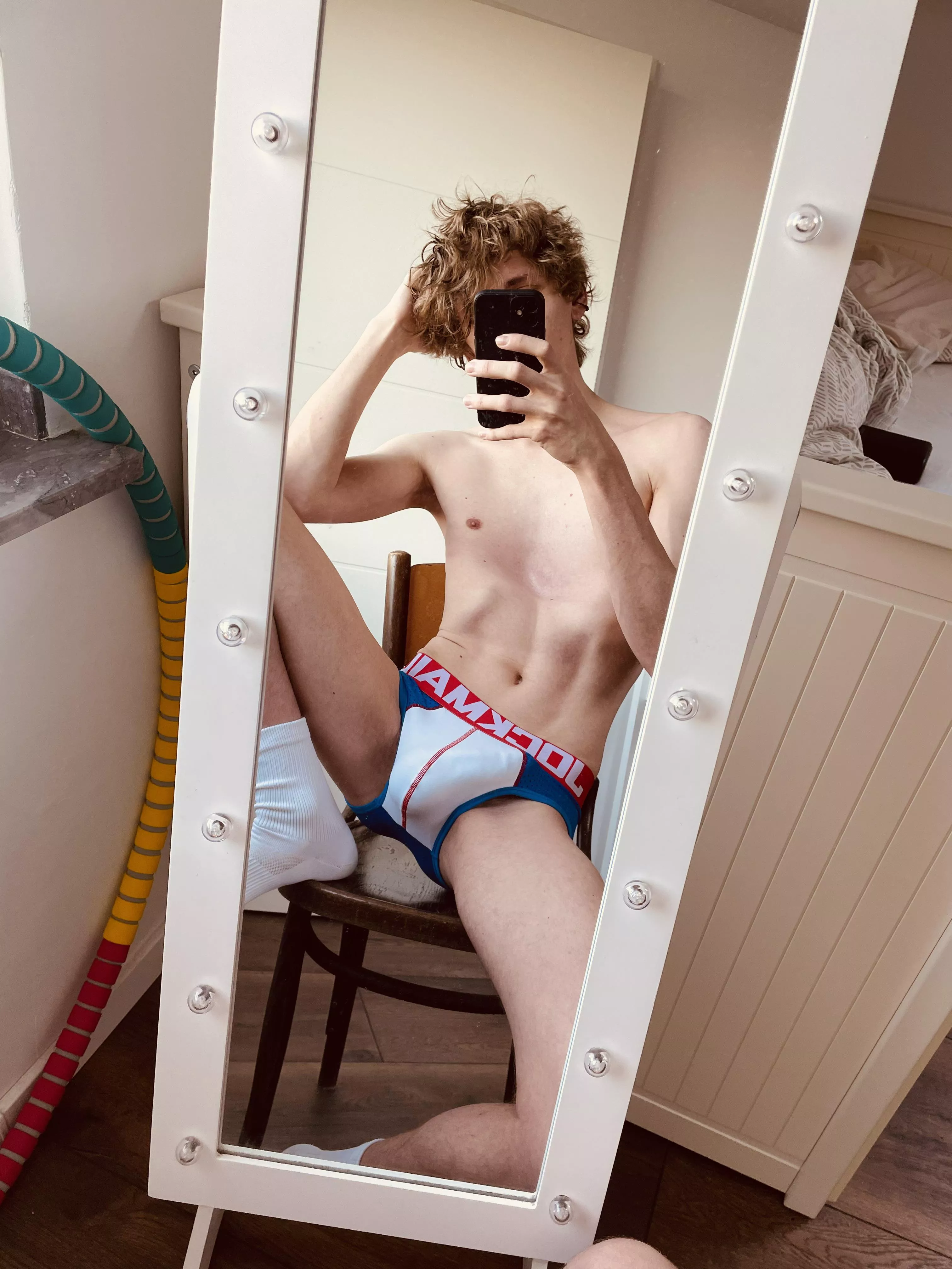 Anyone here who wants to play? ☀️