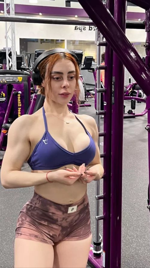 Aranza Mendez - Mexican fitness model