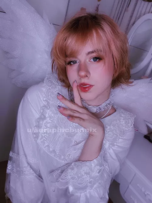 I feel very pretty in this :3