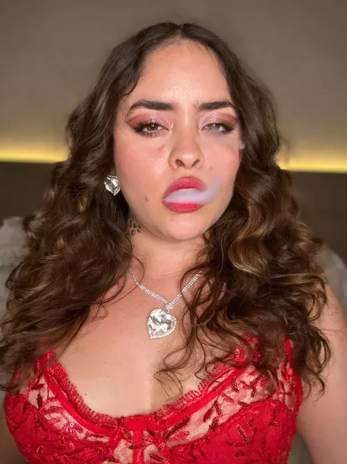 I only date guys who smoking..... ;)