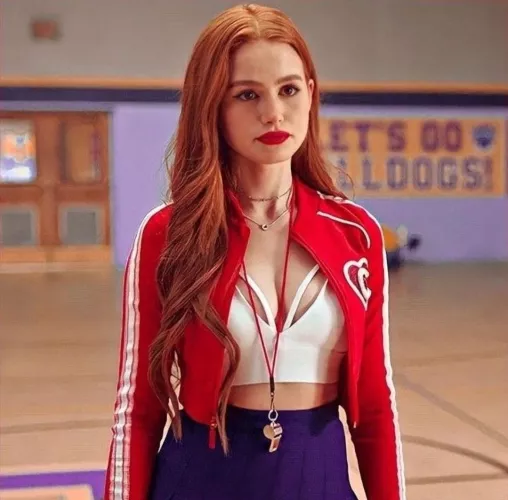 I want to get dressed up as madelaine petsch and let guys use me however they need.