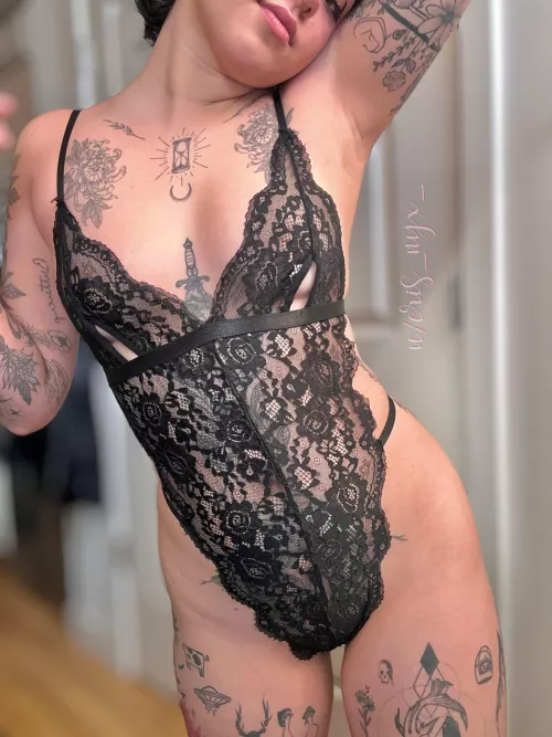 I wish this was more see through for you to see me 😝