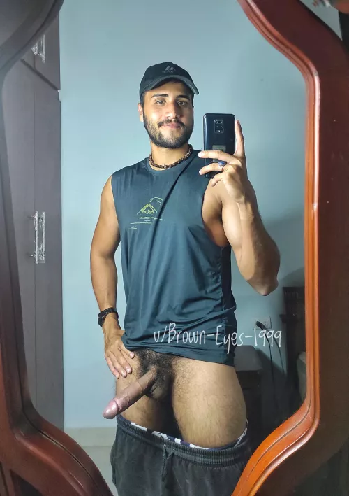 I would give anything to have a roommate who likes cock 😒🥺.