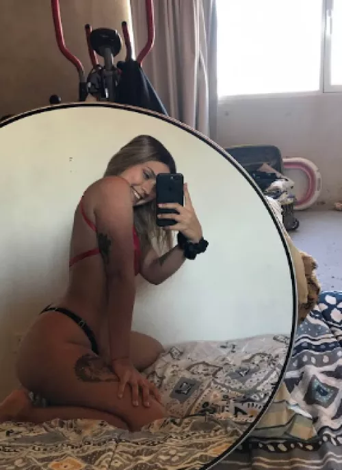 i'm blessed below the waist