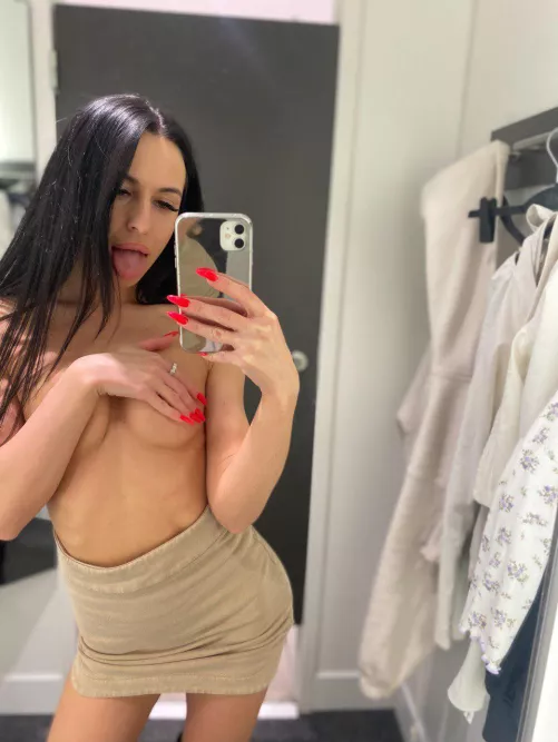 I'm waiting for you in the locker room