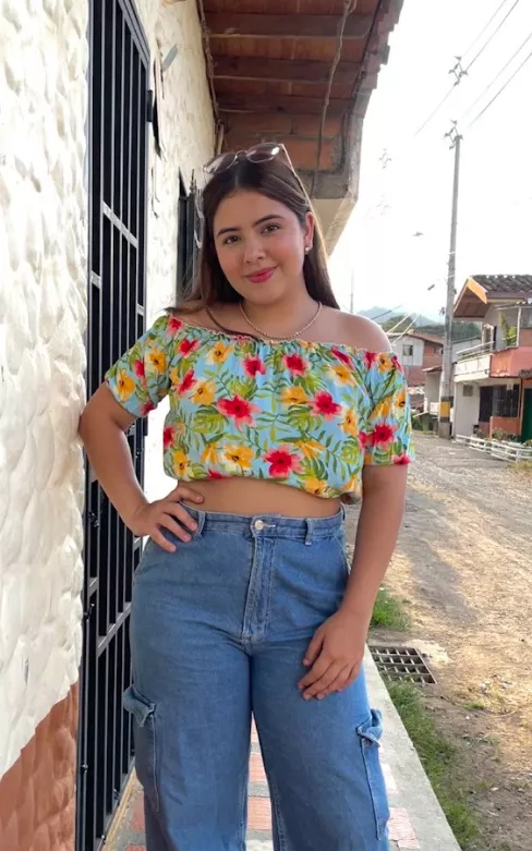 Is this too sexy for school outfit