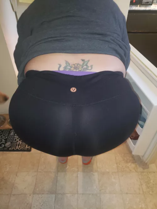 Love the little peek...