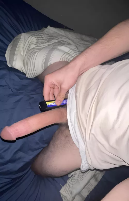 Massive cock compared to a little 4” vape