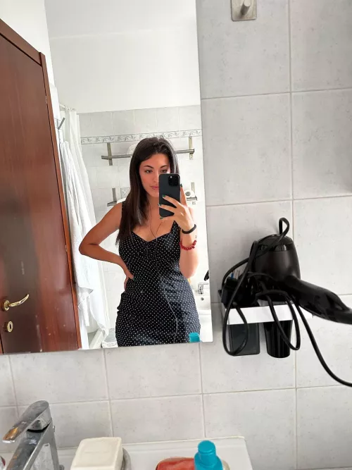 Mirror magic captures my allure, a glimpse into my seductive world. F19