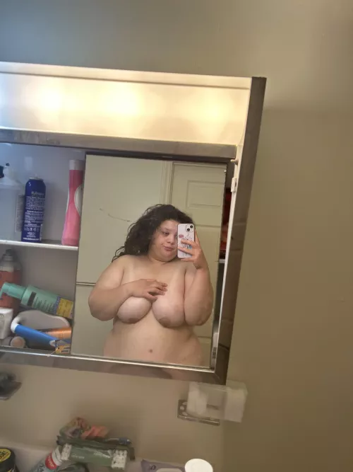 Mirror selfies are my fave