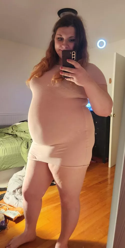 Now, that's what I call a tight dress!