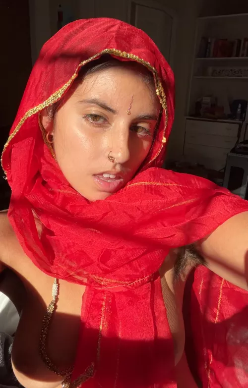 Nuzzle your face in goddess’s armpit