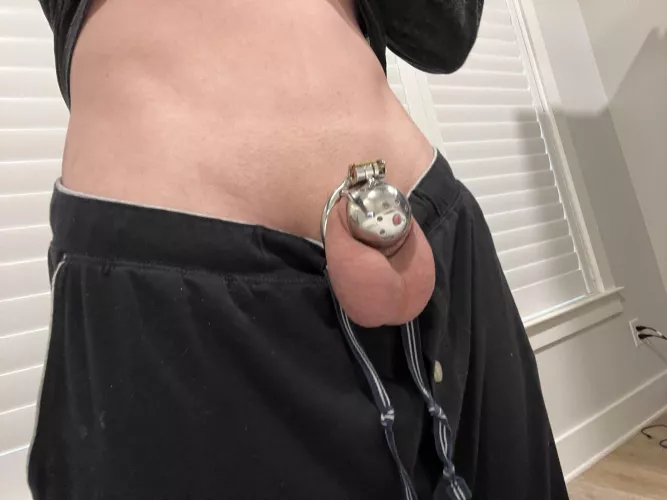 Sadly I lost my keys I can’t find them anywhere and I have no money to buy new ones 😭