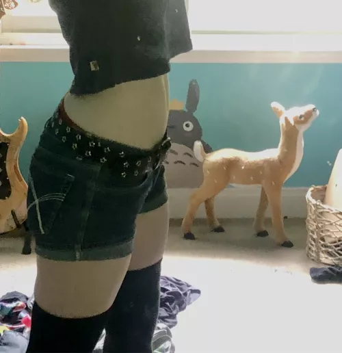 Same outfit coz last one got taken down :(