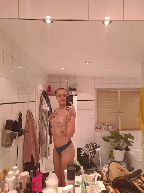 Showering while I listen to Battery - Metallica