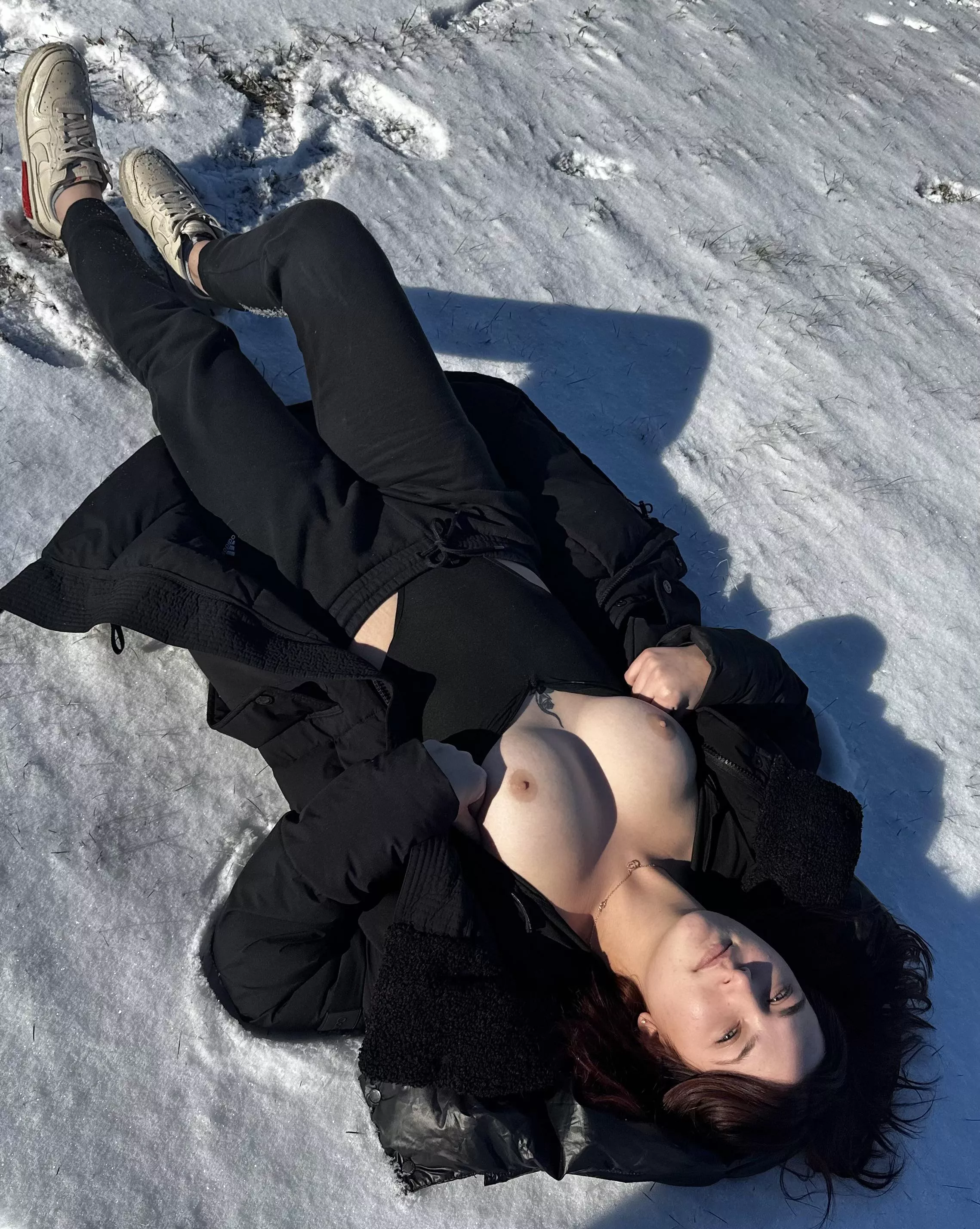 snow day = tits out