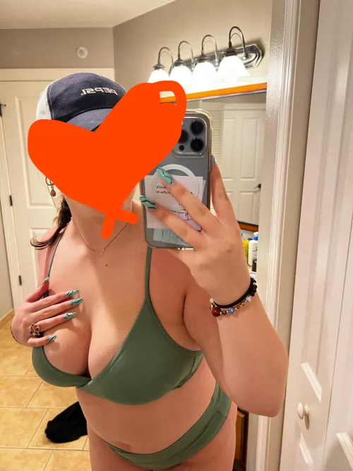 tired but i wanted to post 😚