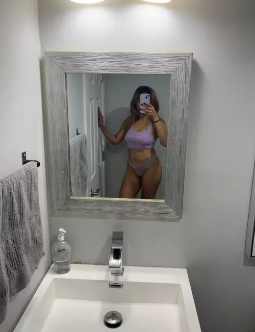 Woke up horny this morning [f]