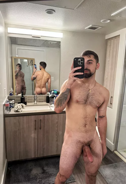 zoom in for a surprise (; 💦