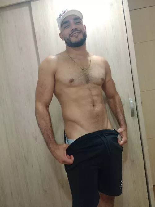 16 months sober! I have to say I feel great π₯³