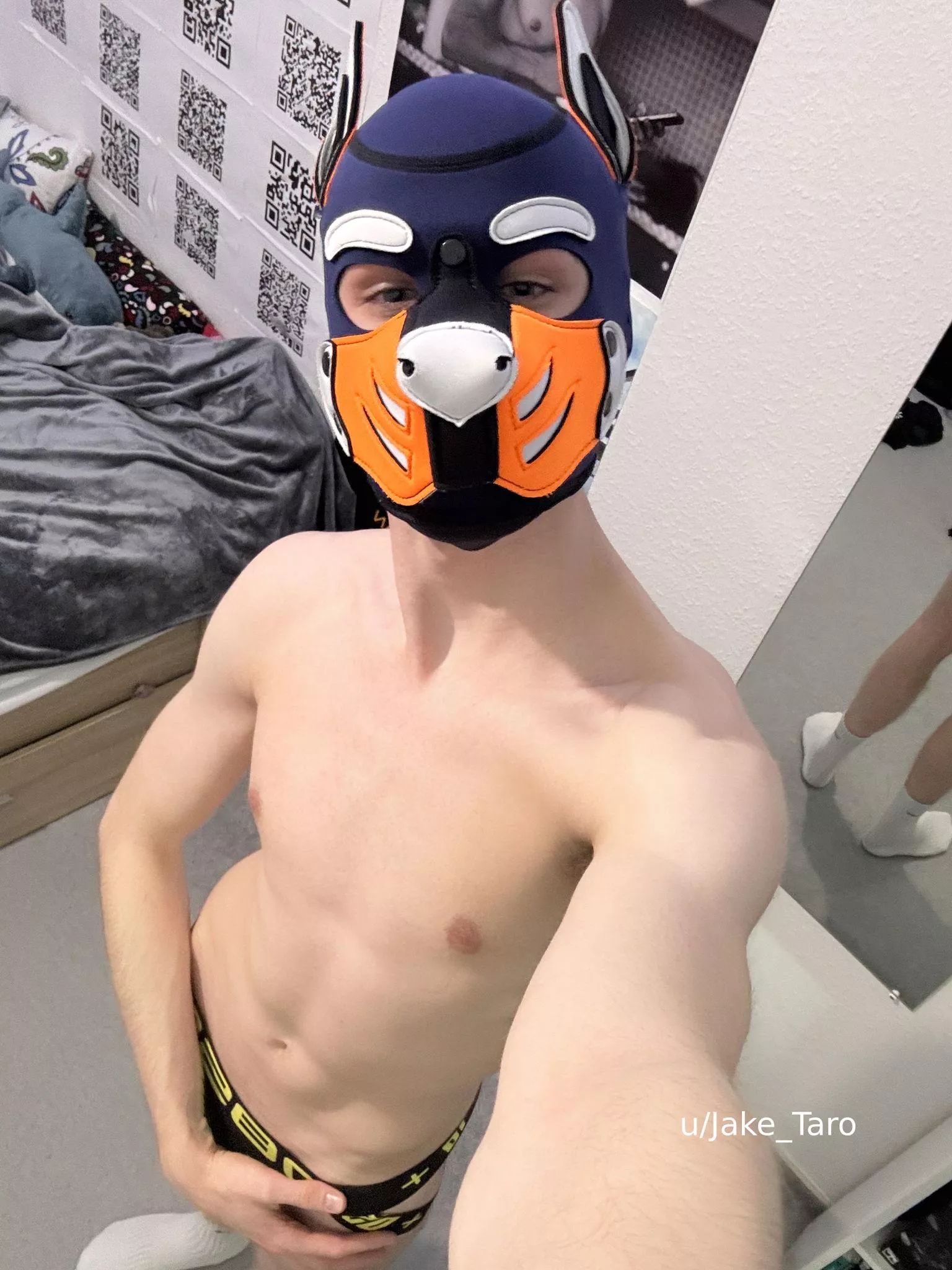 (20) running around my flat like this xD