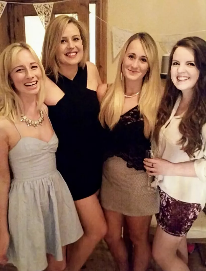 4 cute Brits 🇬🇧