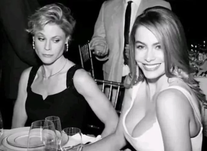 Breast envy at its finest with Sofia Vergara