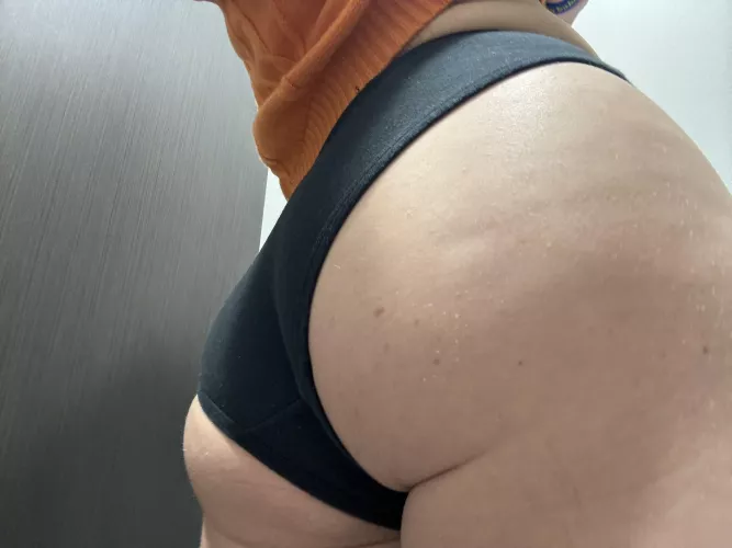 College girl panties 😜 these would be perfect for you to cum on😇