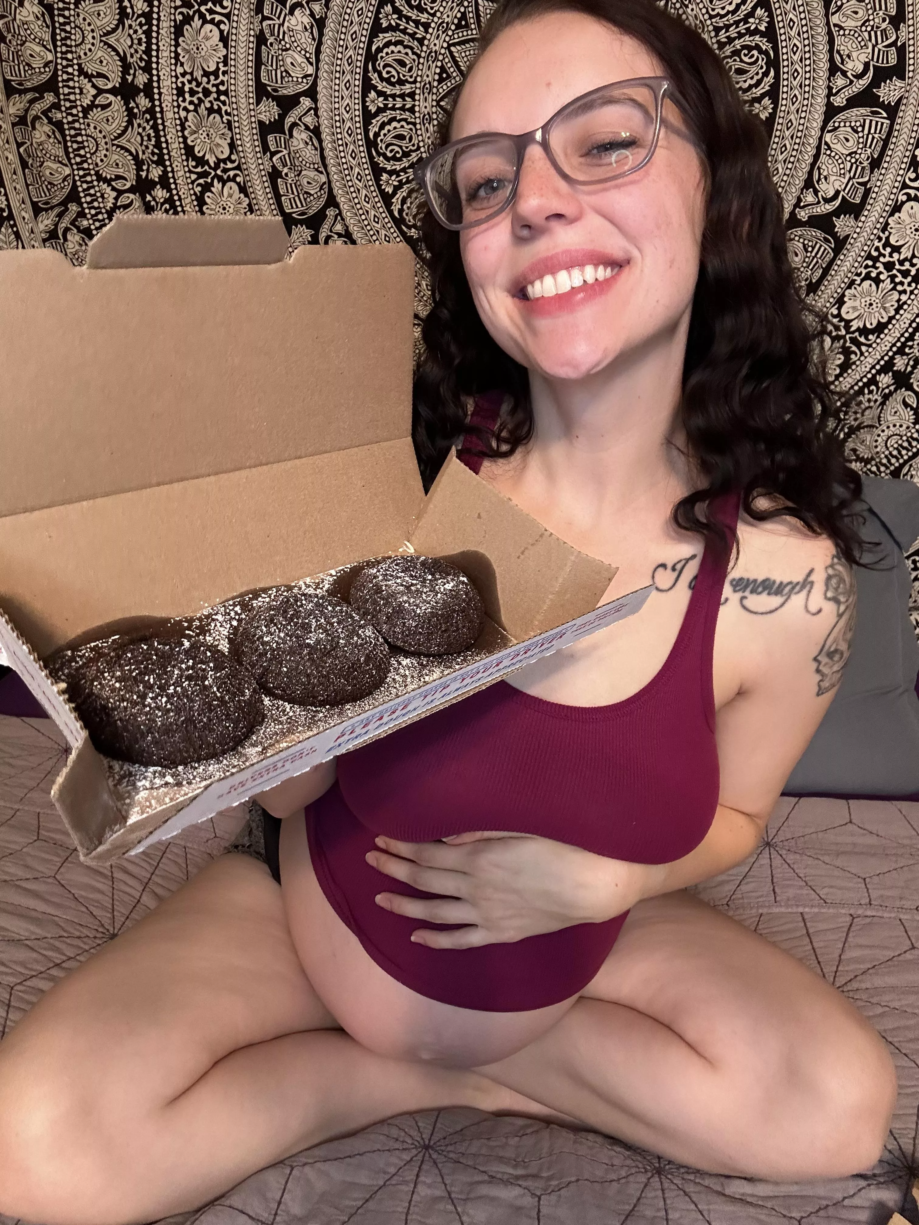 Do you like watching girls eat and get messy