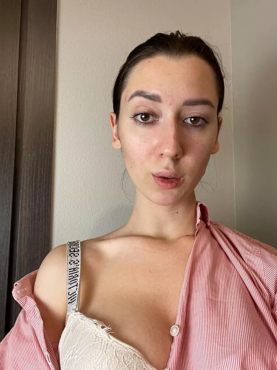 don't be shy and take of my shirt