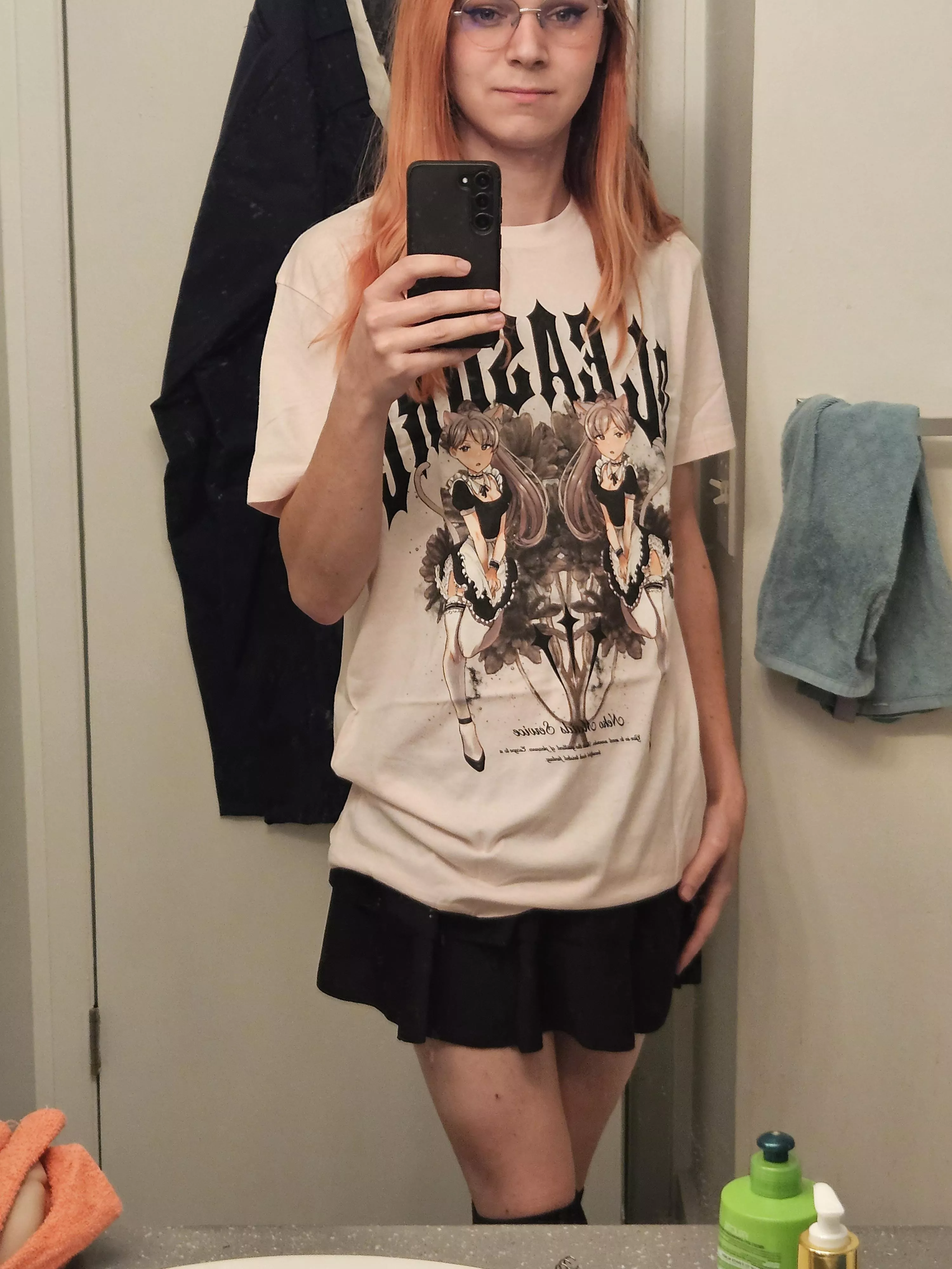 Got a new shirt :3