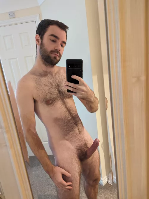 Hairy guys appreciated?