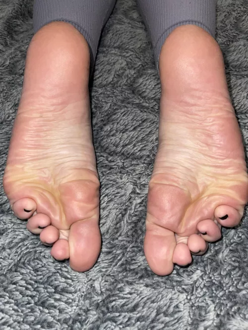 I’m laying in bed and this is your view at the base of my bed.