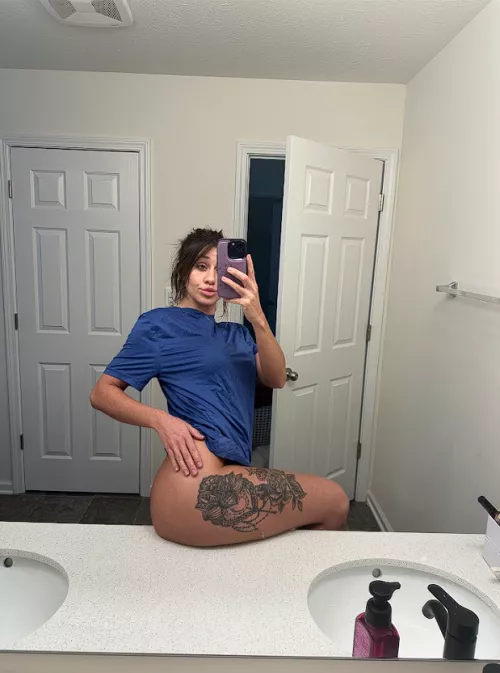 I'm thinking of getting a new tattoo this week 🤩