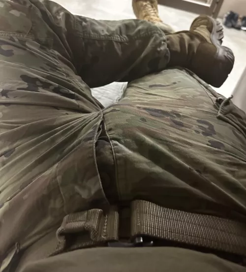 It’s so hard it’s about to bust out of my pants 😈