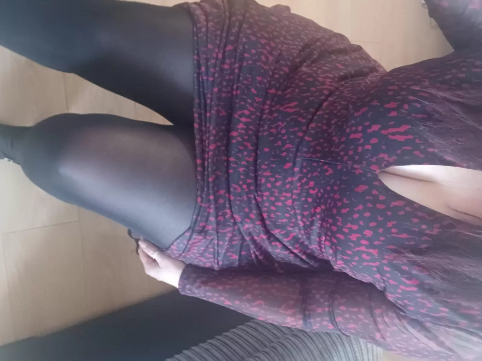 Just love wearing black tights. @u389179907